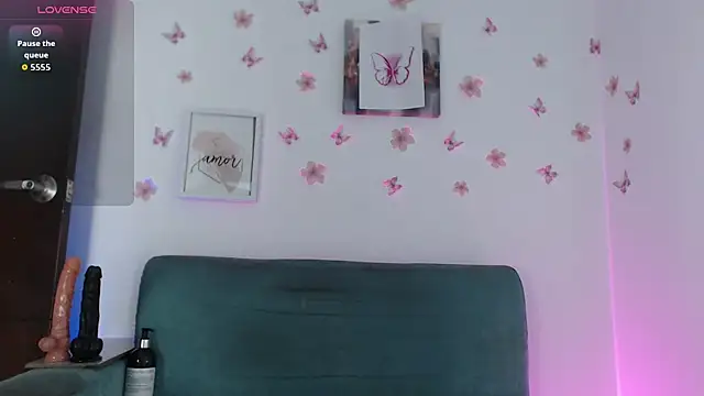 Snapshot of evelinmartinez chatting on July 24, 2026, 7:45 pm evelinmartinez online show from July 24, 2026, 7:45 pm