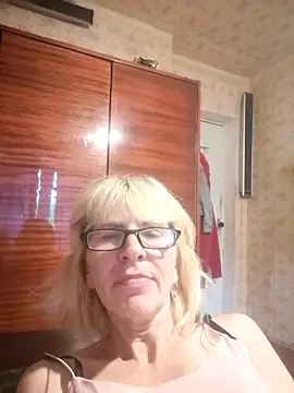 Snapshot of Georgette466 chatting on July 28, 2026, 4:39 pm Georgette466 online show from July 28, 2026, 4:39 pm
