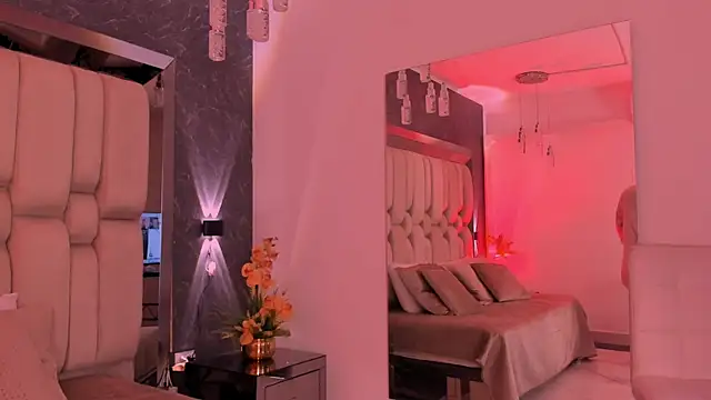  Sofiewild  online show from March 13, 2026, 7:42 pm