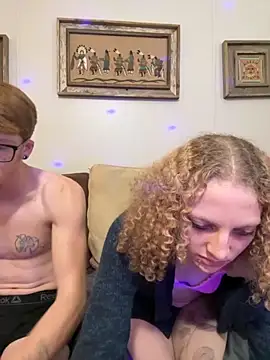 Snapshot of Winter_icelan420 chatting on November 10, 2025, 12:42 am Winter icelan420 online show from November 10, 2025, 12:42 am