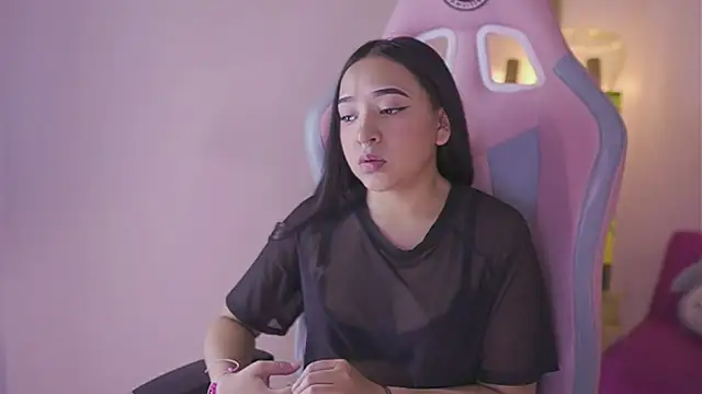 Snapshot of Zaffy_ chatting on December 3, 2025, 6:28 pm Zaffy online show from December 3, 2025, 6:28 pm