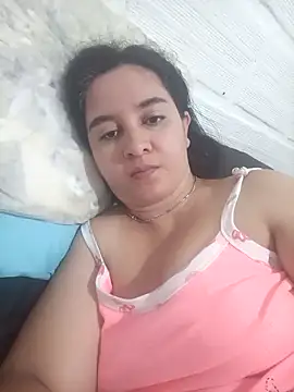 Camila-Valverde online show from February 24, 2026, 6:28 pm