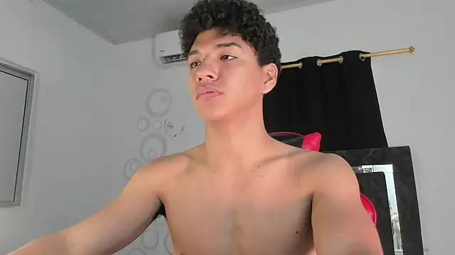 Maximiliano Khalil online show from March 8, 2026, 7:28 pm