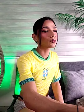 Snapshot of FernandaFox_ chatting on June 12, 2026, 12:42 am FernandaFox online show from June 12, 2026, 12:42 am