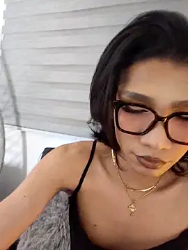 Snapshot of FernandaFox_ chatting on June 19, 2026, 2:27 am FernandaFox online show from June 19, 2026, 2:27 am