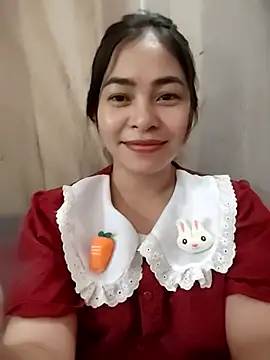 Bamboo-niee123 online show from April 28, 2026, 2:27 am