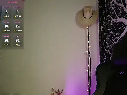 Snapshot of mateos6_6 chatting on November 6, 2025, 3:29 am mateos6 6 online show from November 6, 2025, 3:29 am