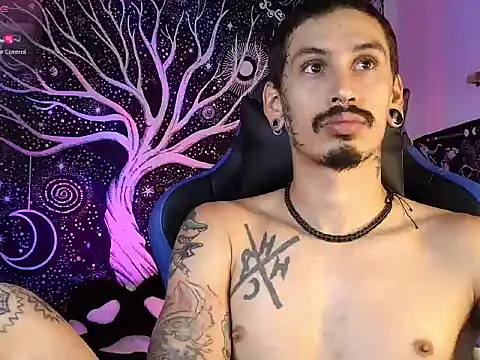 Snapshot of mateos6_6 chatting on December 16, 2025, 5:40 pm mateos6 6 online show from December 16, 2025, 5:40 pm