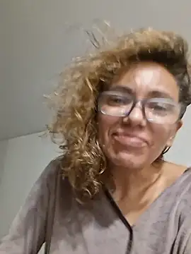 Snapshot of loveryvicky chatting on November 15, 2025, 12:34 pm loveryvicky online show from November 15, 2025, 12:34 pm