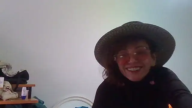 Snapshot of loveryvicky chatting on February 7, 2026, 3:16 pm loveryvicky online show from February 7, 2026, 3:16 pm