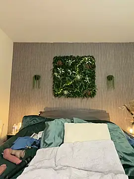 MysteryGirl   online show from January 16, 2026, 8:40 am