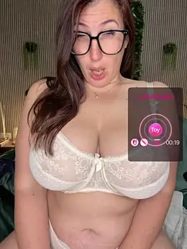 Snapshot of MysteryGirl__ chatting on May 18, 2026, 7:47 am MysteryGirl online show from May 18, 2026, 7:47 am