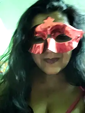Snapshot of LOVE__RANI chatting on May 8, 2026, 8:03 pm LOVE RANI online show from May 8, 2026, 8:03 pm