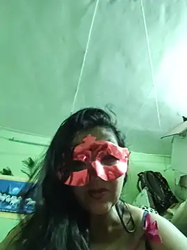 Snapshot of LOVE__RANI chatting on May 27, 2026, 6:38 pm LOVE RANI online show from May 27, 2026, 6:38 pm