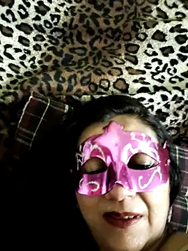 Snapshot of LOVE__RANI chatting on June 6, 2026, 12:49 am LOVE RANI online show from June 6, 2026, 12:49 am