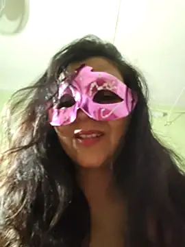 Snapshot of LOVE__RANI chatting on July 3, 2026, 3:46 am LOVE RANI online show from July 3, 2026, 3:46 am