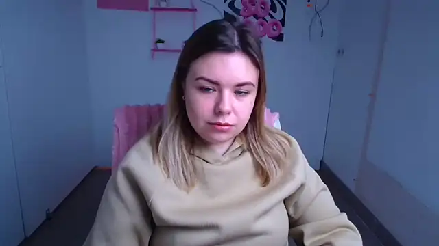 SusannaNight online show from November 23, 2025, 6:35 am