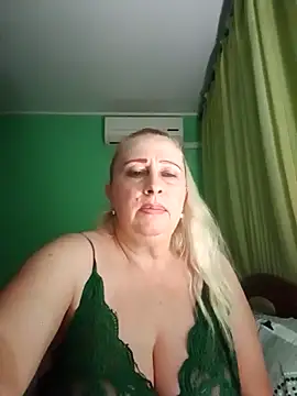 Esenia505 online show from October 30, 2025, 4:19 pm