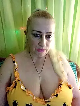 Esenia505 online show from January 14, 2026, 5:07 pm