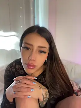 Snapshot of AshleyWinslow chatting on May 3, 2026, 2:12 pm AshleyWinslow online show from May 3, 2026, 2:12 pm