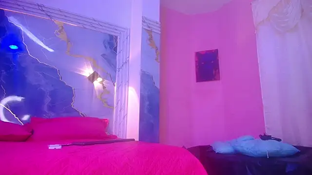 Snapshot of Girls_from_medellin chatting on November 20, 2025, 3:07 am Girls from medellin online show from November 20, 2025, 3:07 am