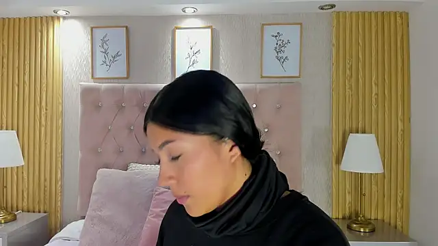 KamyGlam online show from July 11, 2026, 8:00 pm