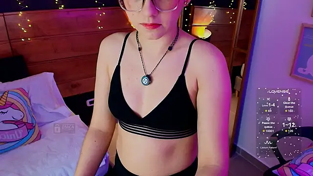 milena kiitty online show from March 10, 2026, 11:26 am