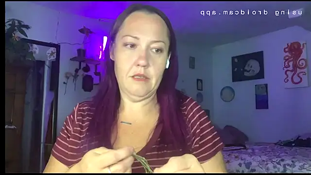 kristallic online show from March 28, 2026, 4:56 am