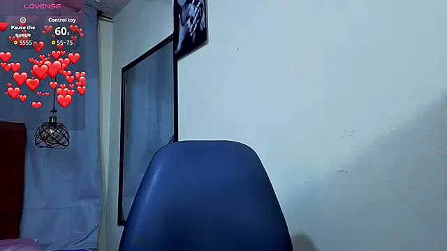 Flor Gil online show from March 14, 2026, 3:56 am