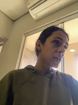 Snapshot of sabrinaneves chatting on June 21, 2026, 3:47 pm sabrinaneves online show from June 21, 2026, 3:47 pm