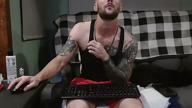 Snapshot of mrlicksalot3 chatting on November 6, 2025, 12:22 am mrlicksalot3 online show from November 6, 2025, 12:22 am