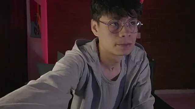 estmonnn online show from December 20, 2025, 12:18 am