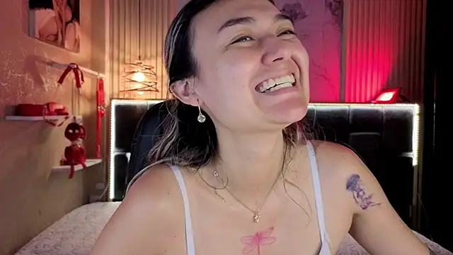 Im-Lola online show from January 31, 2026, 11:25 pm