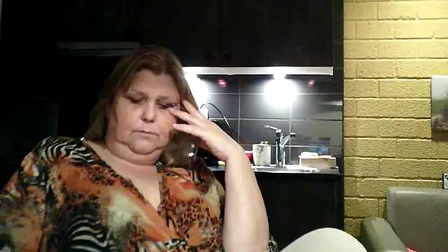 Sylviastar46 online show from March 8, 2026, 6:12 pm