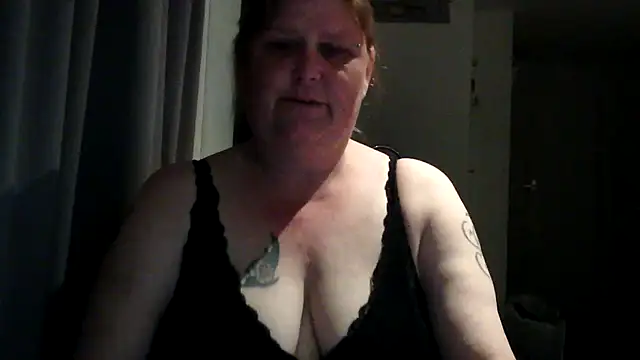 Snapshot of Sylviastar46 chatting on May 23, 2026, 8:24 pm Sylviastar46 online show from May 23, 2026, 8:24 pm