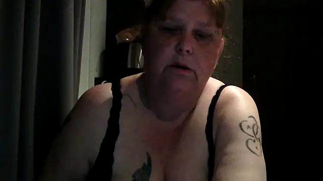 Snapshot of Sylviastar46 chatting on May 24, 2026, 8:36 pm Sylviastar46 online show from May 24, 2026, 8:36 pm