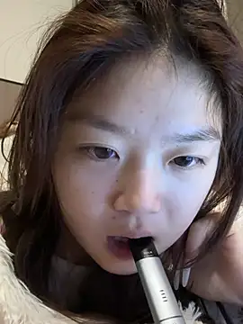 xiaojingzi66 online show from April 30, 2026, 3:18 pm