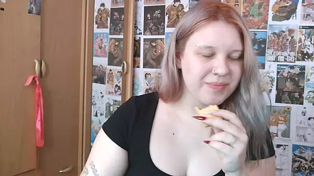 FoxPlayXX online show from July 12, 2026, 2:52 pm