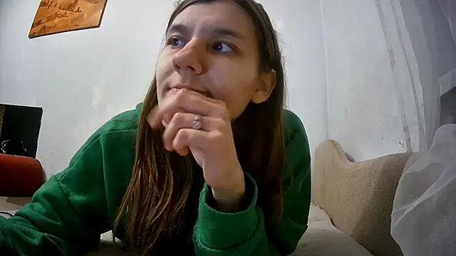 Snapshot of Zizi_Zuzu chatting on November 19, 2025, 7:03 pm Zizi Zuzu online show from November 19, 2025, 7:03 pm