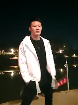 Snapshot of tian7788 chatting on December 18, 2025, 2:23 pm tian7788 online show from December 18, 2025, 2:23 pm