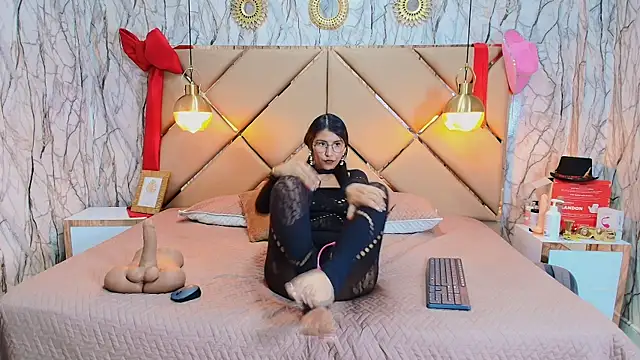 CATTA GARCIA online show from December 17, 2025, 1:50 pm