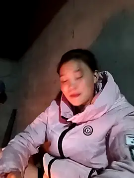 Snapshot of -Lana-123 chatting on November 30, 2025, 1:15 pm -Lana-123 online show from November 30, 2025, 1:15 pm