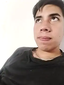 Snapshot of Fede26Zonasur chatting on November 16, 2025, 2:00 pm Fede26Zonasur online show from November 16, 2025, 2:00 pm