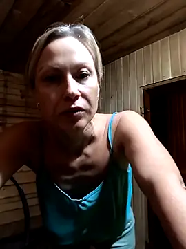Snapshot of Elle_Milfa chatting on June 9, 2026, 1:23 pm Elle Milfa online show from June 9, 2026, 1:23 pm