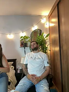 Snapshot of MailynAndNick chatting on June 7, 2026, 1:10 am MailynAndNick online show from June 7, 2026, 1:10 am