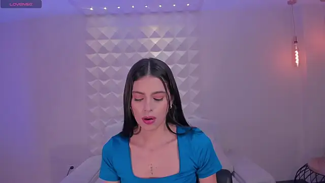 BellaConnorX online show from July 31, 2026, 4:45 am