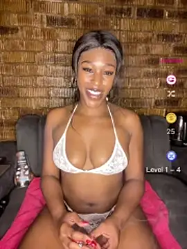 SP1CY MOMMY online show from June 3, 2026, 6:13 pm