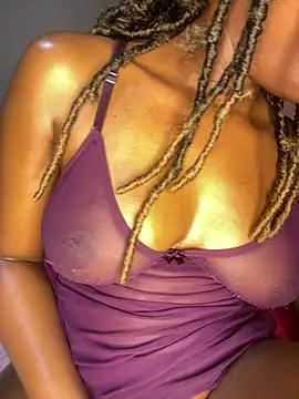 SP1CY MOMMY online show from July 21, 2026, 7:49 pm