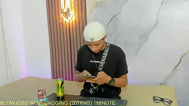 DamianandEva online show from May 1, 2026, 12:43 pm