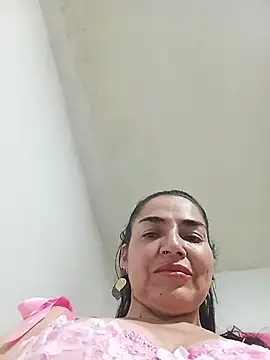 MaryRoze  online show from April 26, 2026, 1:14 am